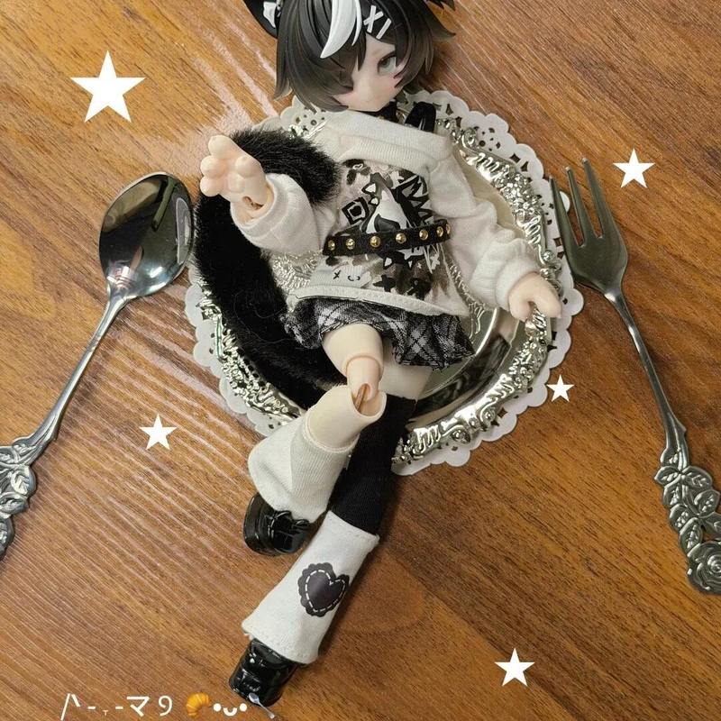 صندوق أعمى أصلي من سلسلة Lunar - مراجعة Model Kit Chainsaw Man وسعره