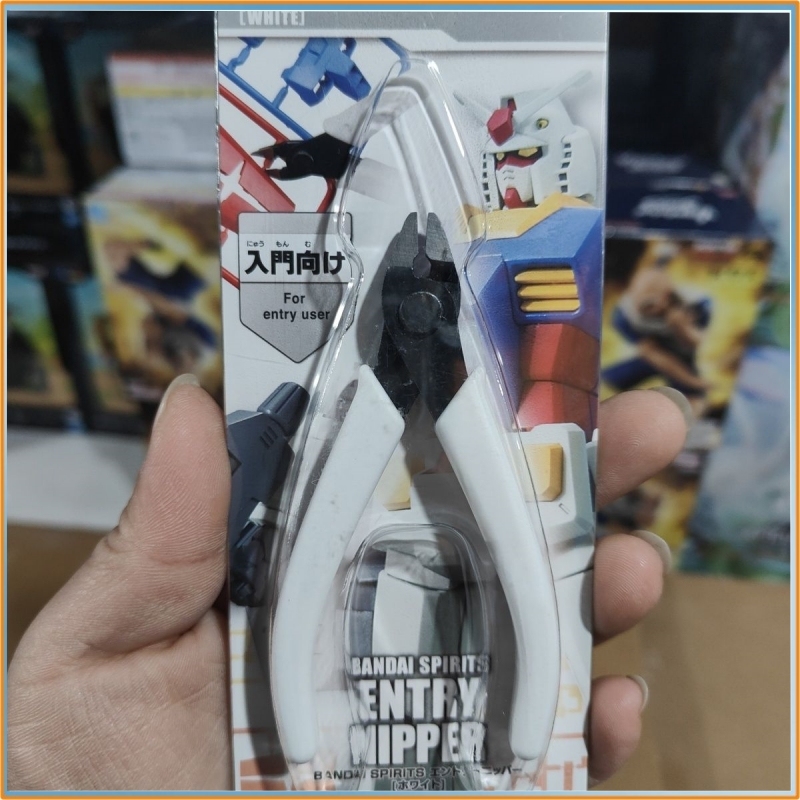 أداة قطع نماذج جاندام البلاستي - مراجعة Model Kit Nippers وسعره